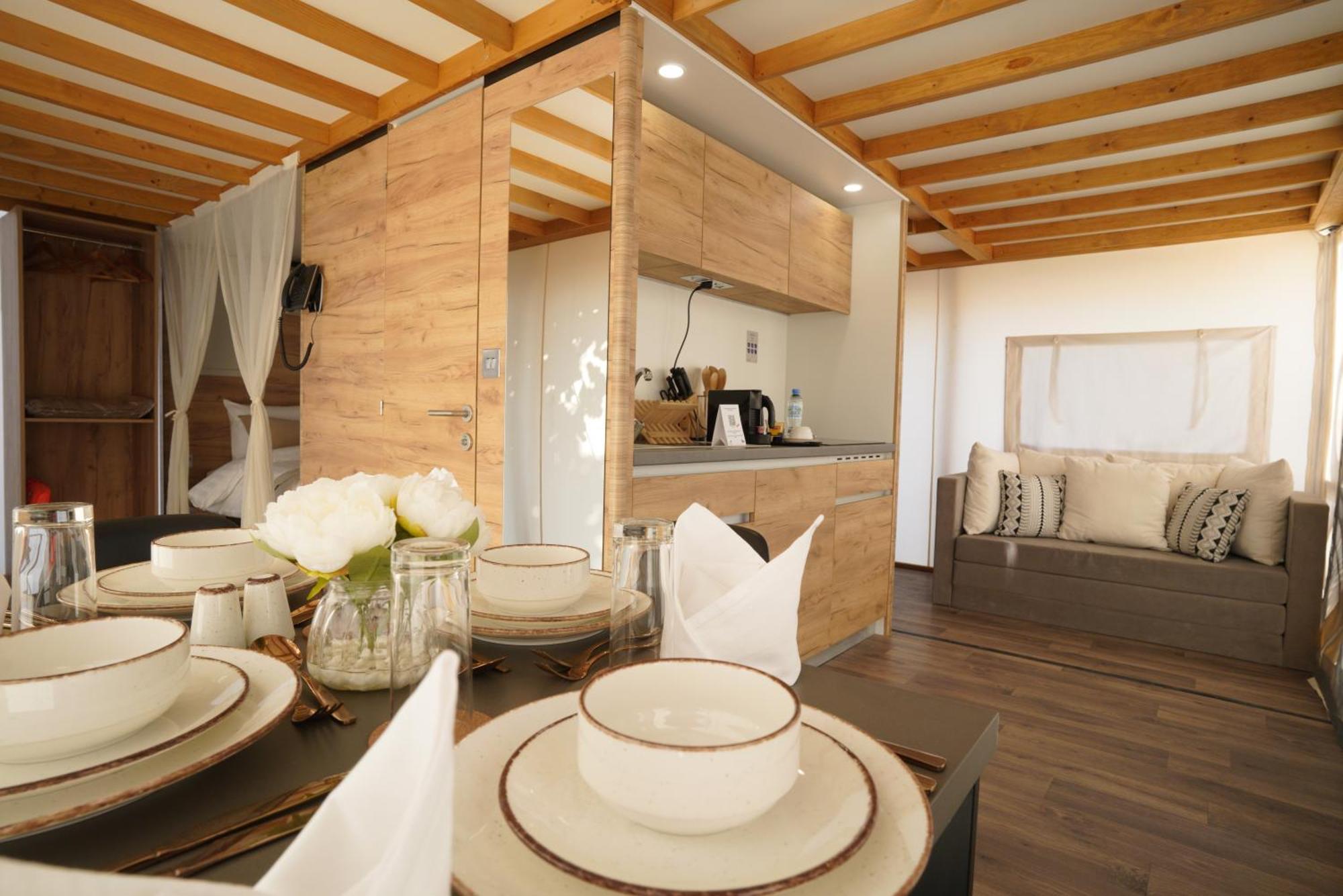 Bab Al Nojoum Hudayriyat Villas Abu Dabi Oda fotoğraf
